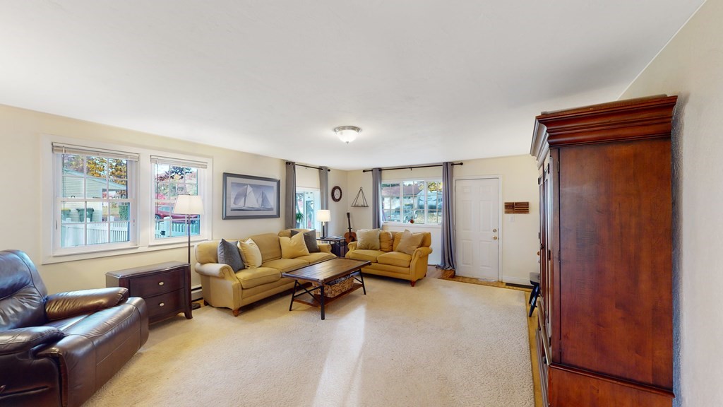 107 Yvonne Road Bellingham, MA 02019 - Photo 4 of 21 Gallery Image 4