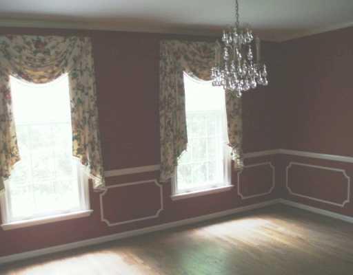 524 Trotwood Ridge Road Upper St. Clair, PA 15241 - Photo 4 of 8 Dining Room.