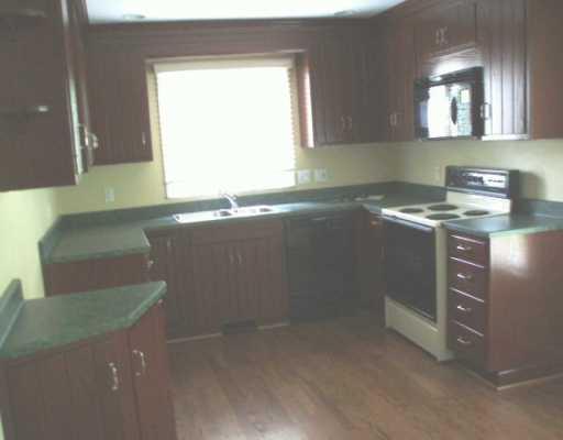 524 Trotwood Ridge Road Upper St. Clair, PA 15241 - Photo 6 of 8 Kitchen.