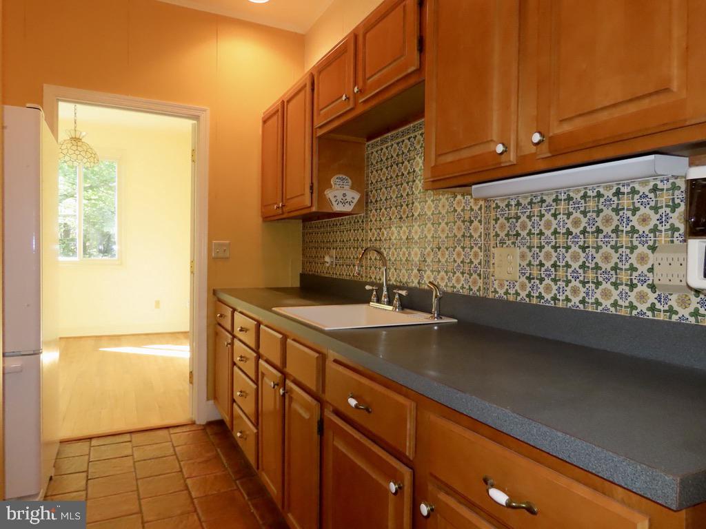 419 Rudasill Mill Road Woodville, VA 22749 - Photo 19 of 42 Butler's Pantry adjoins kitchen w/ more counter