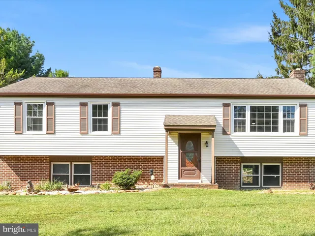 $455,000 | 1514 Hillcrest Lane, Downingtown, PA 19335