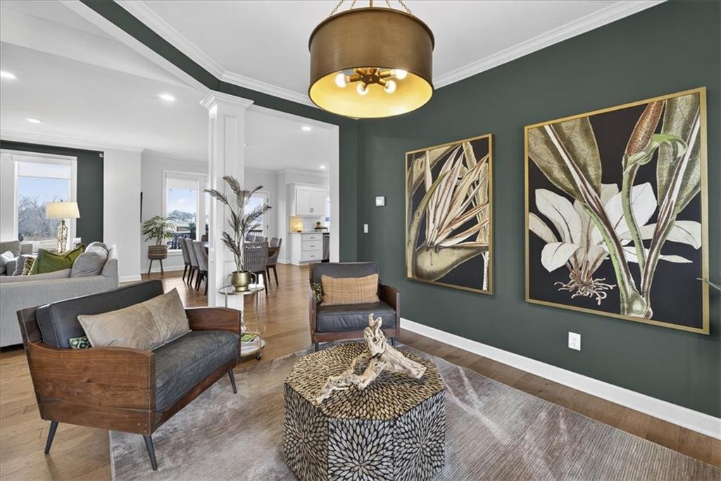 105 Southwest Meadowbrook Drive Lee's Summit, MO 64082 - Photo 5 of 56