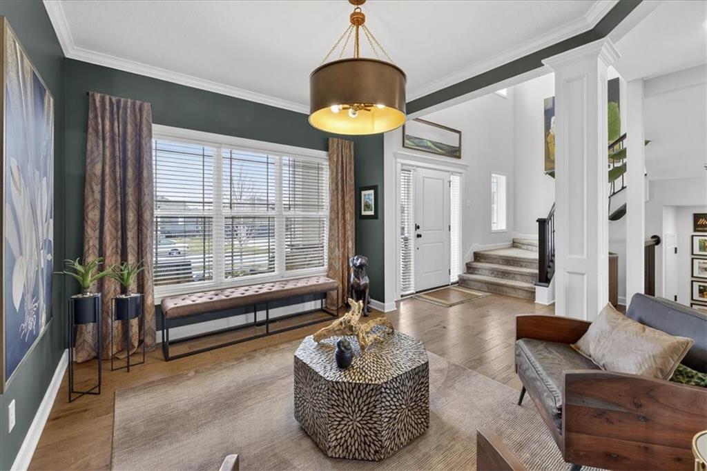 105 Southwest Meadowbrook Drive Lee's Summit, MO 64082 - Photo 8 of 56