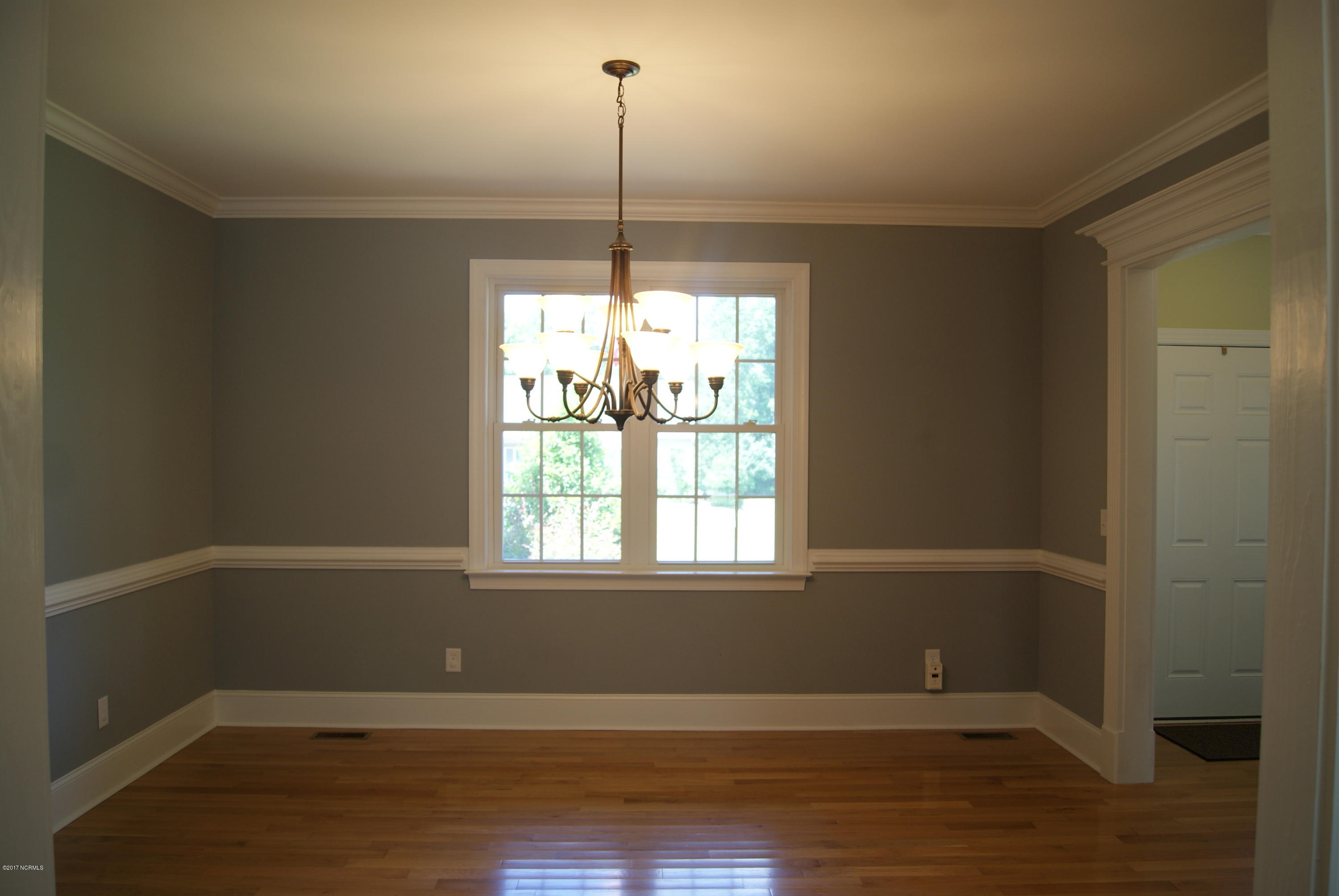 101 Friburg Road New Bern, NC 28562 - Photo 8 of 64 Dining Room
