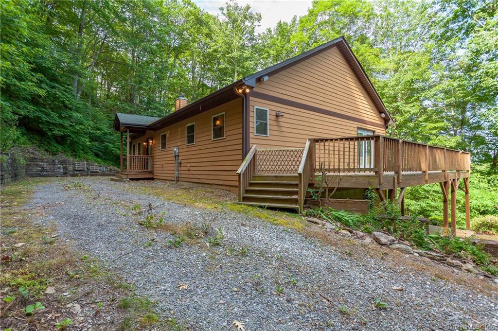 82 Hawk Nest Road Maggie Valley, NC 28751 - Photo 5 of 24 Gallery Image 5