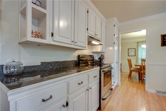 824 Hickory Ridge Trail Columbia, TN 38401 - Photo 8 of 19 Gallery Image 8