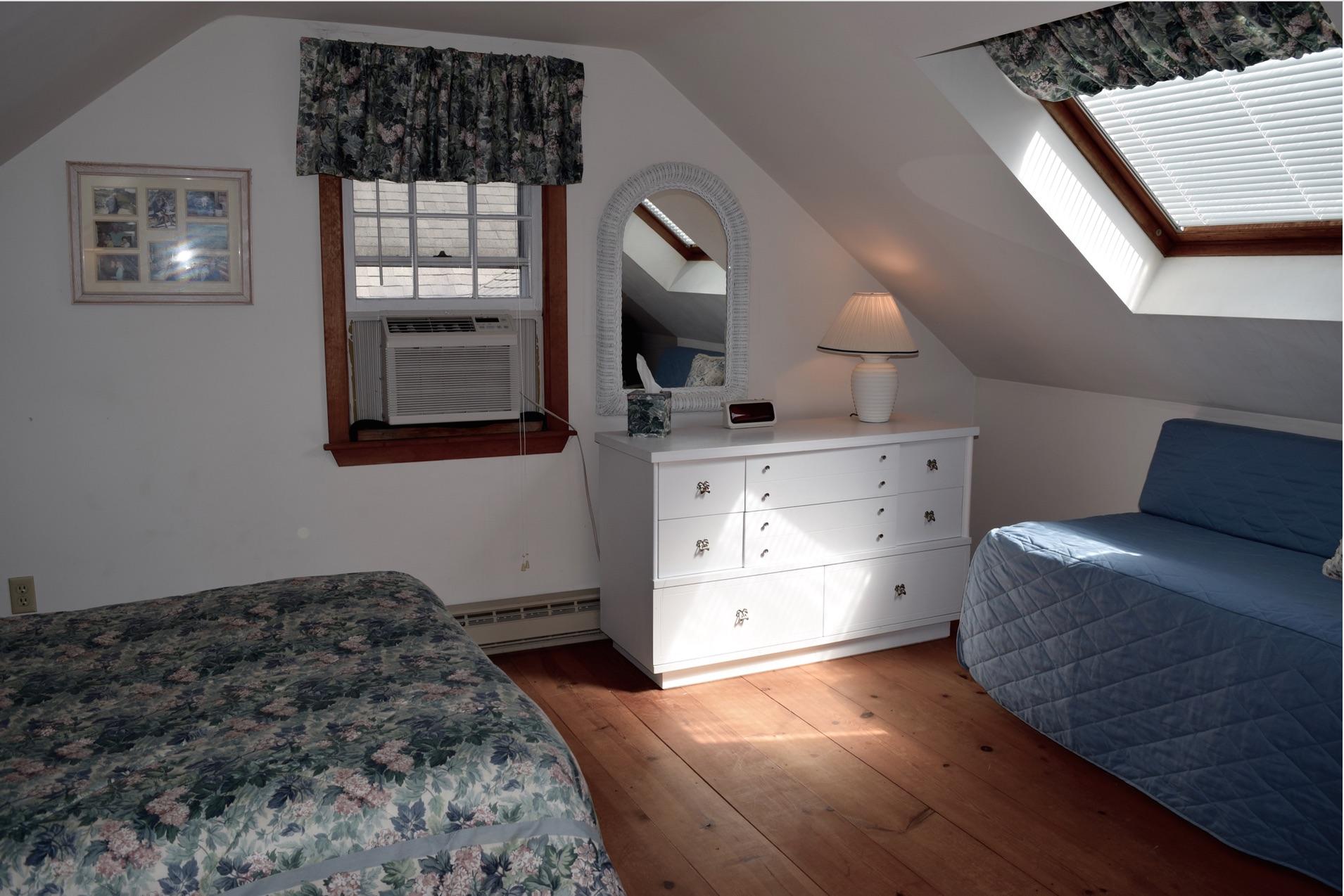 70 Bangs Road Eastham, MA 02642 - Photo 16 of 29 2nd fl bed