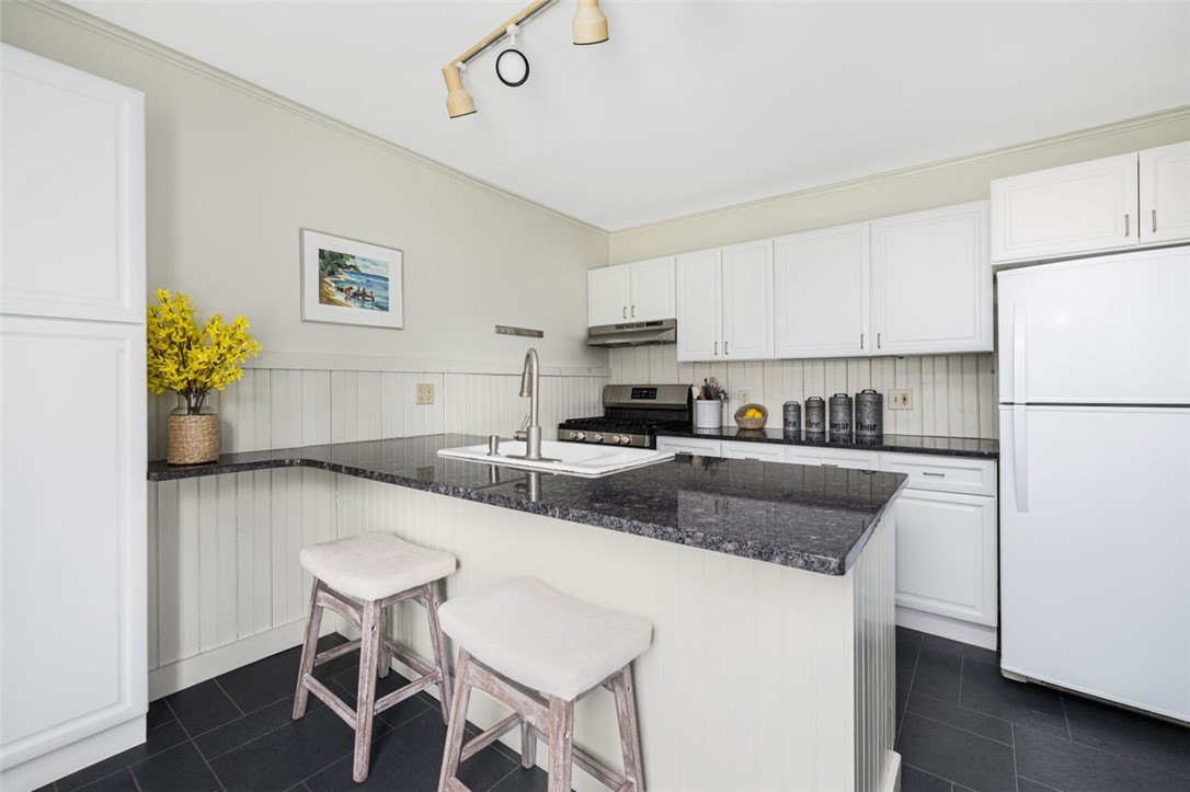 122 Ferry Road North Kingstown, RI 02874 - Photo 12 of 31