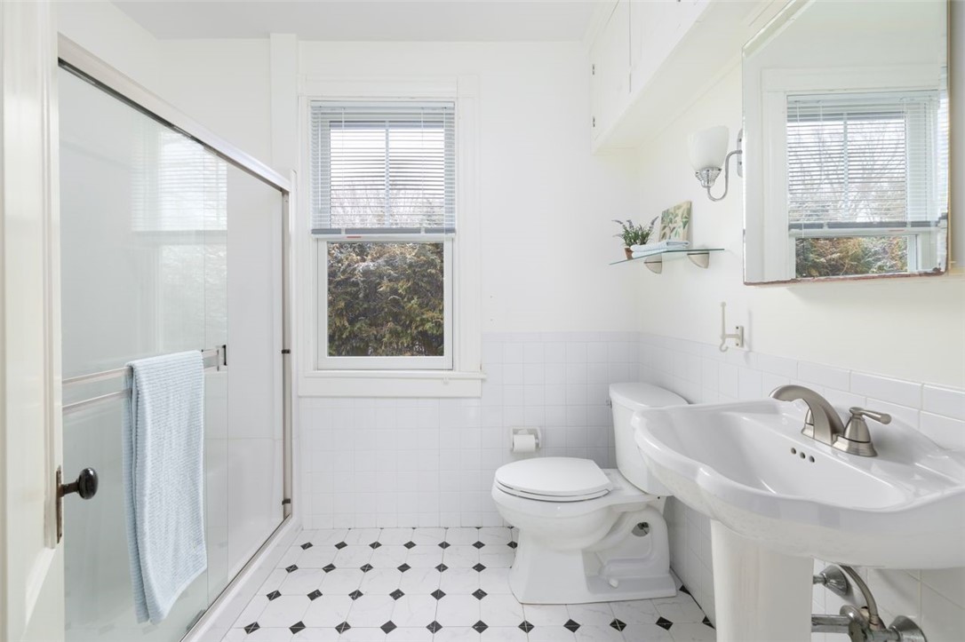 122 Ferry Road North Kingstown, RI 02874 - Photo 23 of 31