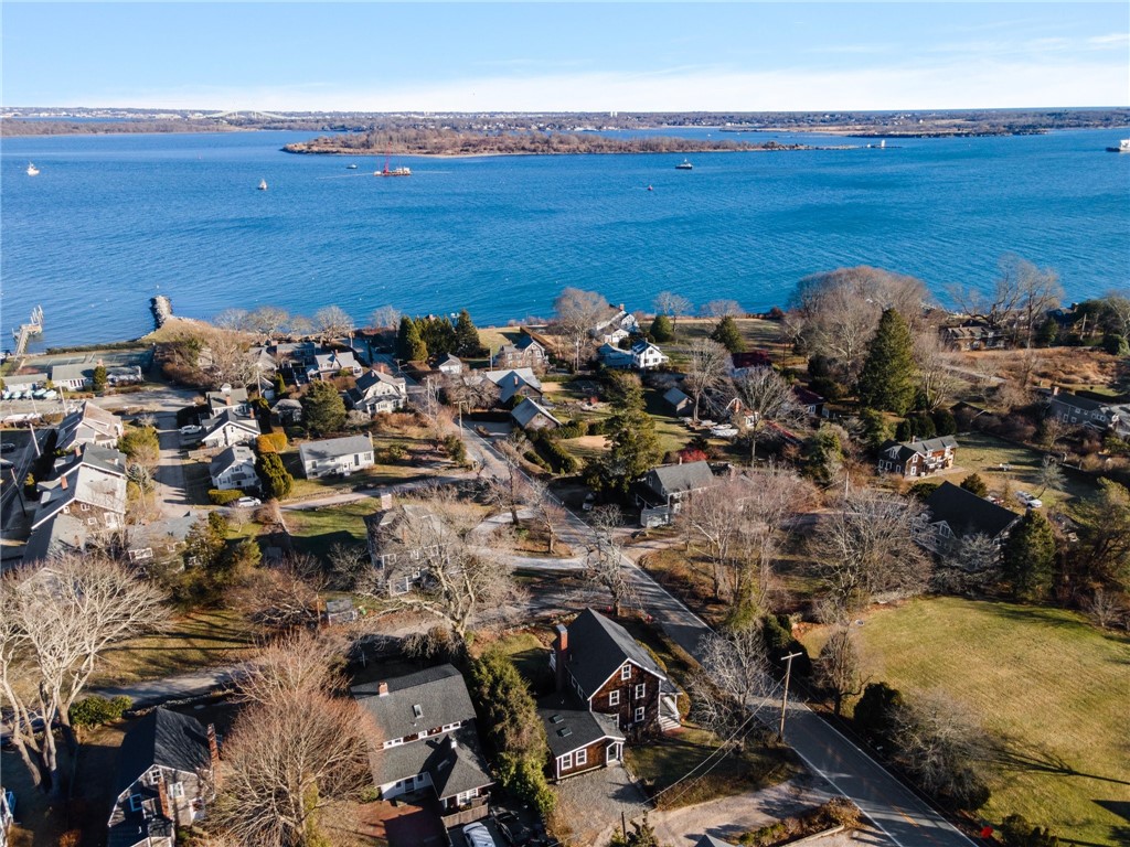 122 Ferry Road North Kingstown, RI 02874 - Photo 3 of 31