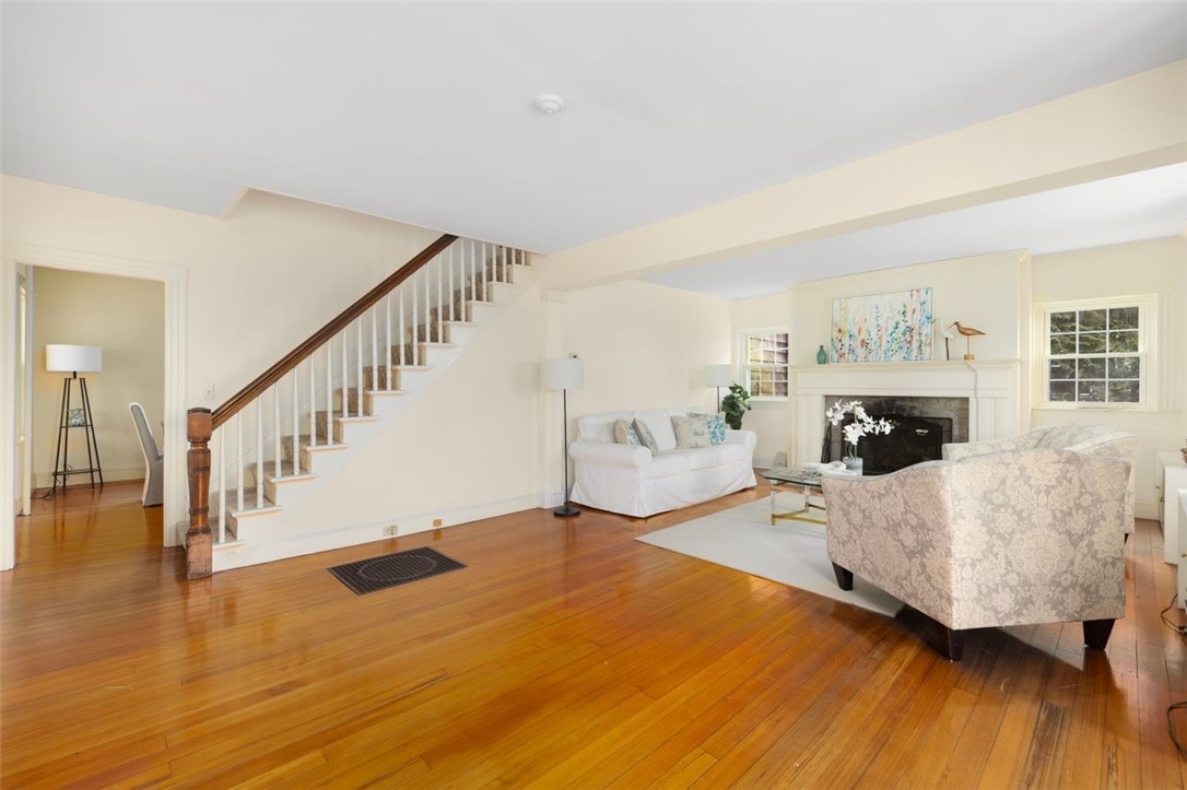 122 Ferry Road North Kingstown, RI 02874 - Photo 9 of 31