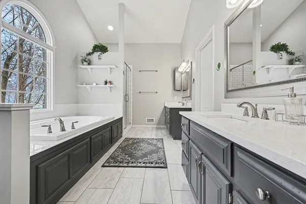 $749,900 | 6390 Shugarbush Trail, Kalamazoo, MI 49009