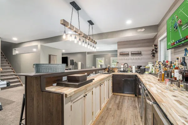 $749,900 | 6390 Shugarbush Trail, Kalamazoo, MI 49009