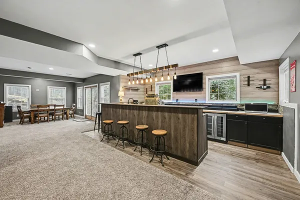 $749,900 | 6390 Shugarbush Trail, Kalamazoo, MI 49009