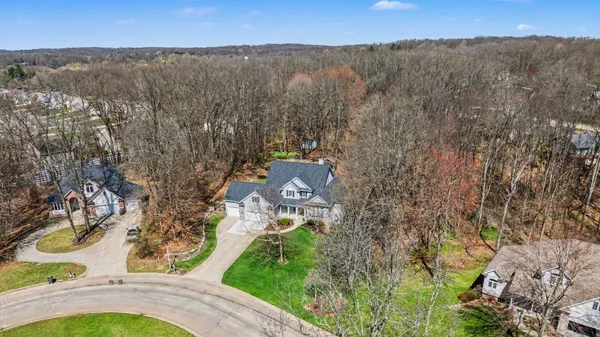 $749,900 | 6390 Shugarbush Trail, Kalamazoo, MI 49009