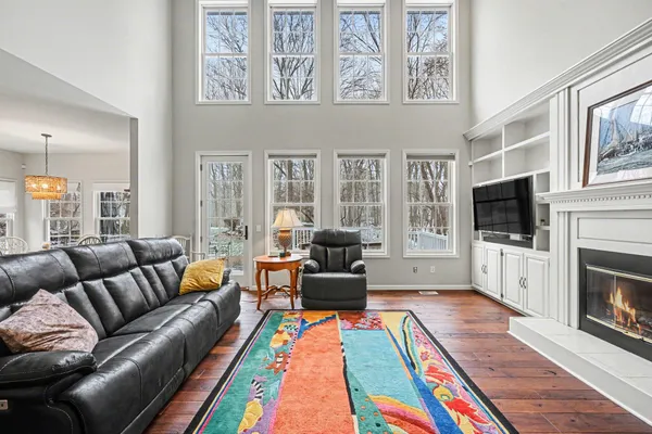 $749,900 | 6390 Shugarbush Trail, Kalamazoo, MI 49009