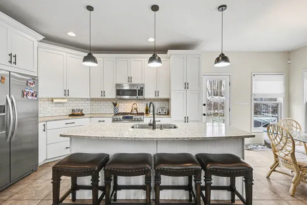 $749,900 | 6390 Shugarbush Trail, Kalamazoo, MI 49009