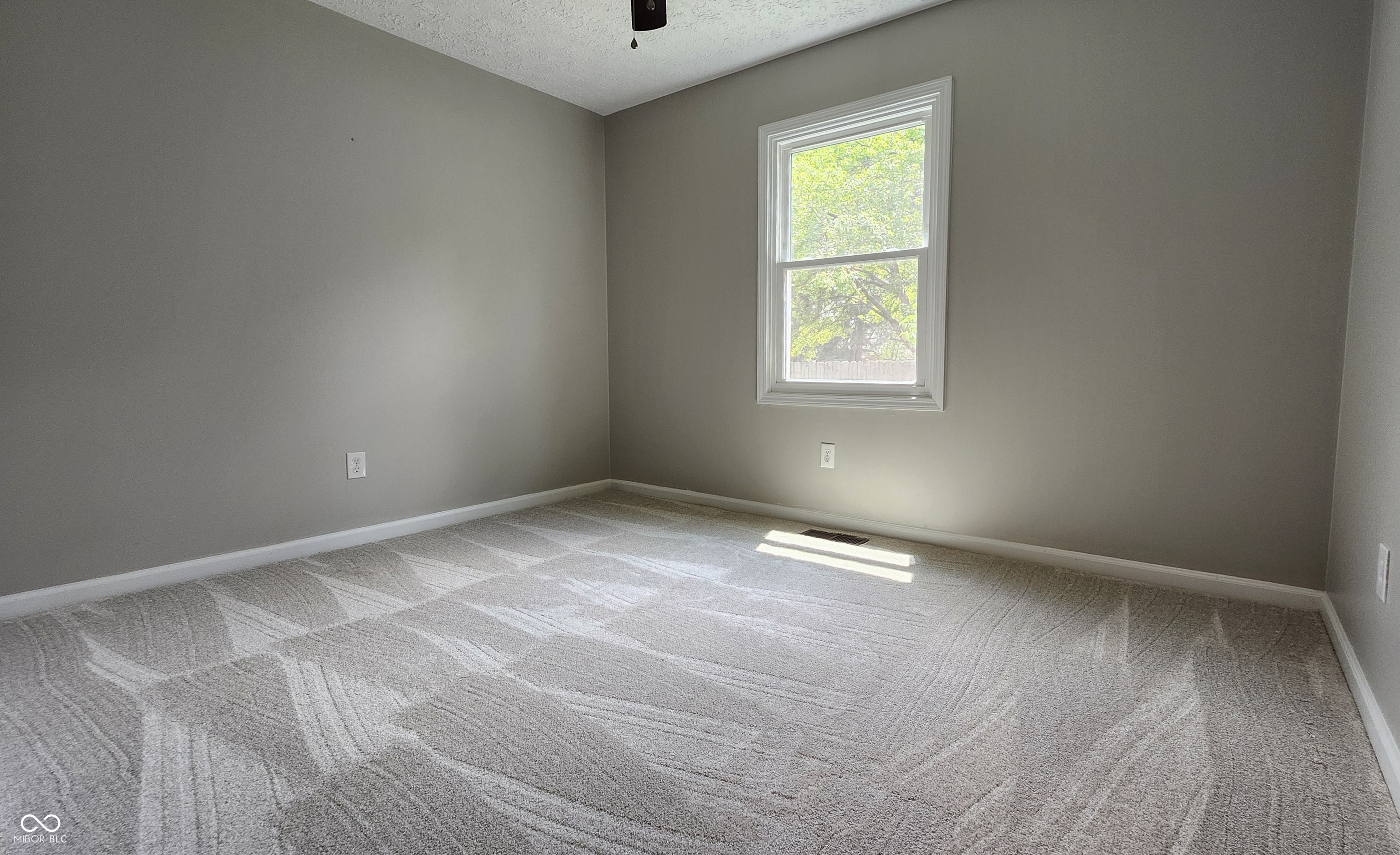 4667 Wembly Lane Carmel, IN 46033 - Photo 19 of 35