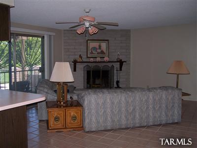 611 North Igo Way Tucson, AZ 85710 - Photo 7 of 25