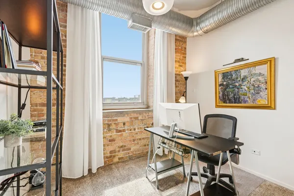 $325,000 | 417 South Jefferson Street, Unit 313B, Chicago, IL 60607