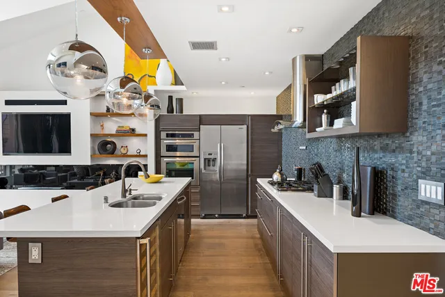 $8,495 | 1250 North Harper Avenue, Unit 423, Los Angeles, CA 90046