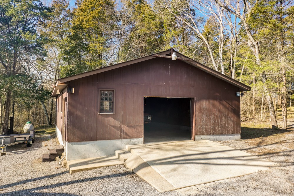 2551 Academy Road Lebanon, TN 37087 - Photo 26 of 45 a house with a outdoor space