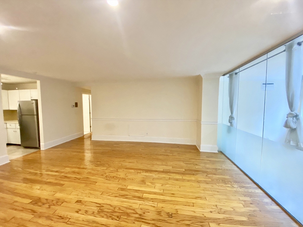 280 Commonwealth Avenue, Unit G8 Boston, MA 02116 - Photo 6 of 12 a view of an empty room