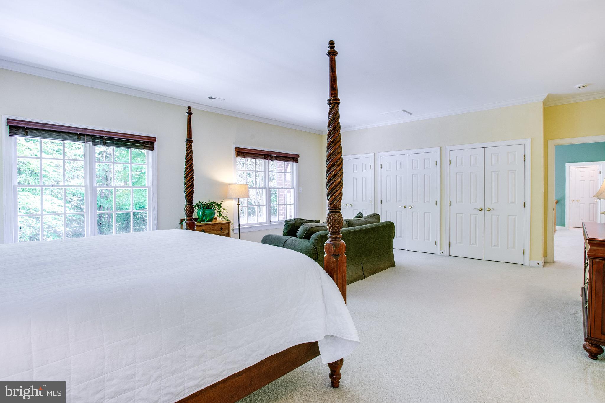 147 Yarnick Road Great Falls, VA 22066 - Photo 23 of 41 Offers 1 walk-in closets and 3 wall closets