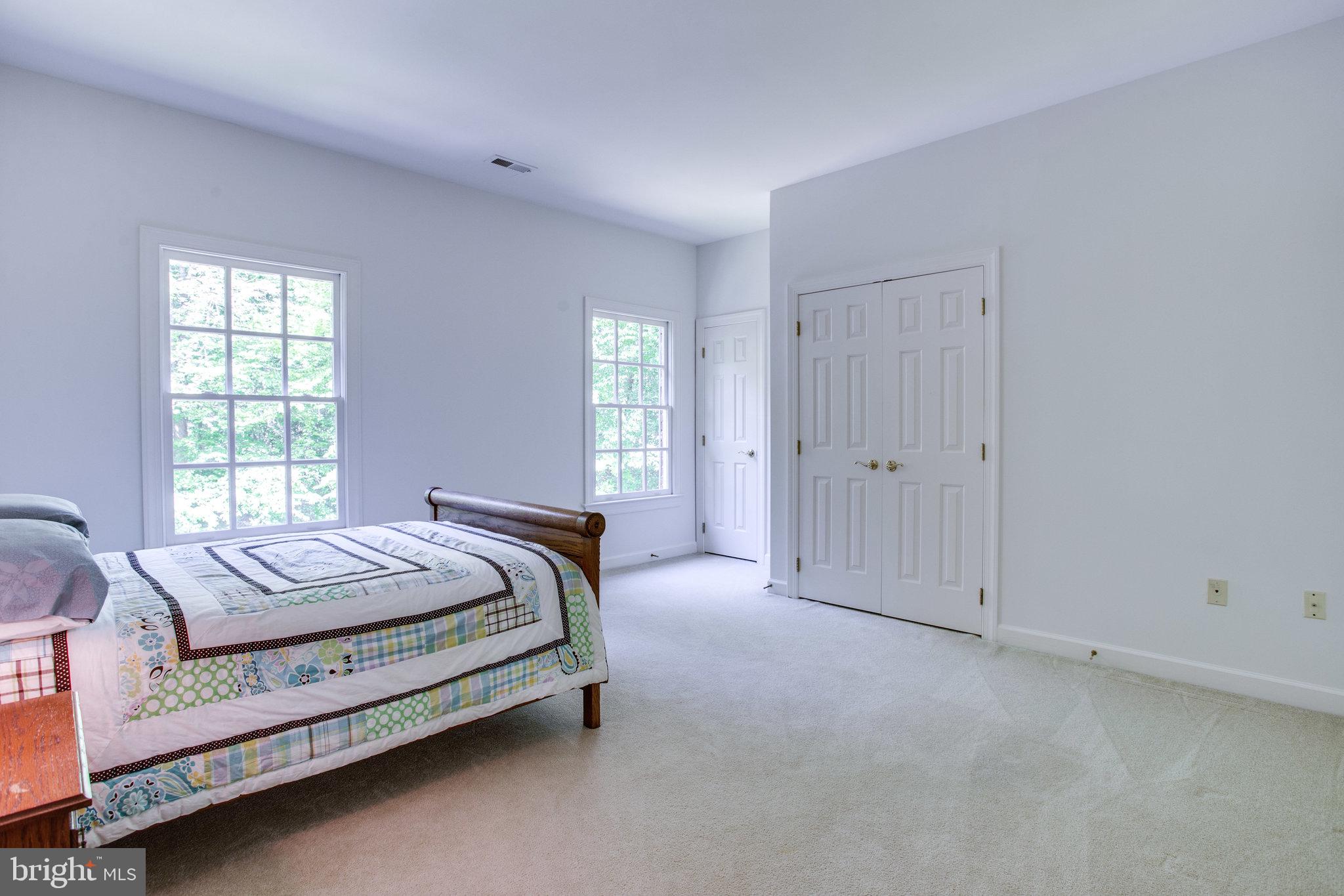 147 Yarnick Road Great Falls, VA 22066 - Photo 27 of 41 Ensuite Bedroom 2