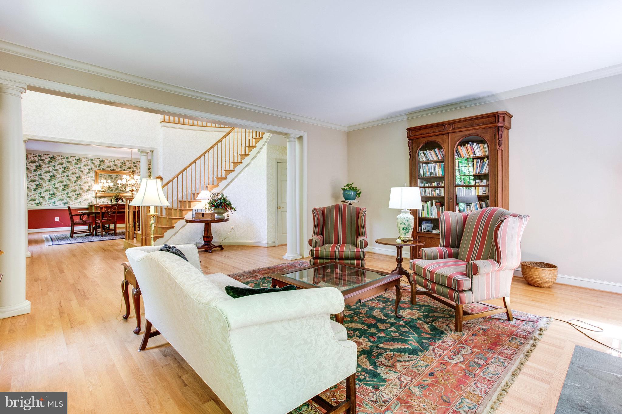 147 Yarnick Road Great Falls, VA 22066 - Photo 5 of 41 Large and spacious