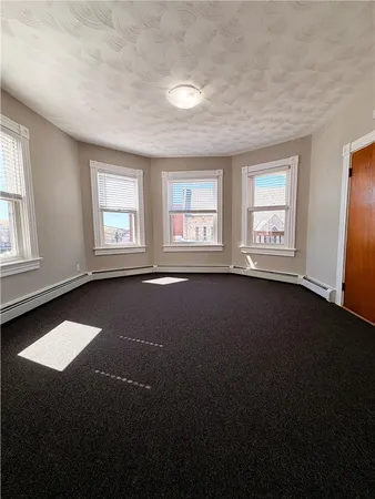 $1,200 | 528 Privilege Street, Unit 3F, Woonsocket, RI 02895