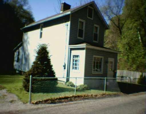 22 River Road Sewickley, PA 15143 - Photo 1 of 8 Exterior Front.