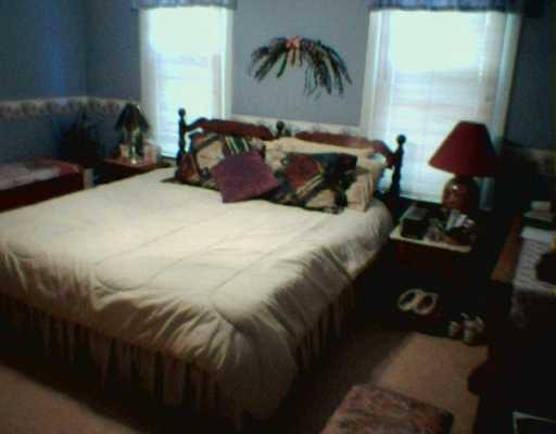 22 River Road Sewickley, PA 15143 - Photo 7 of 8 Master Bedroom.