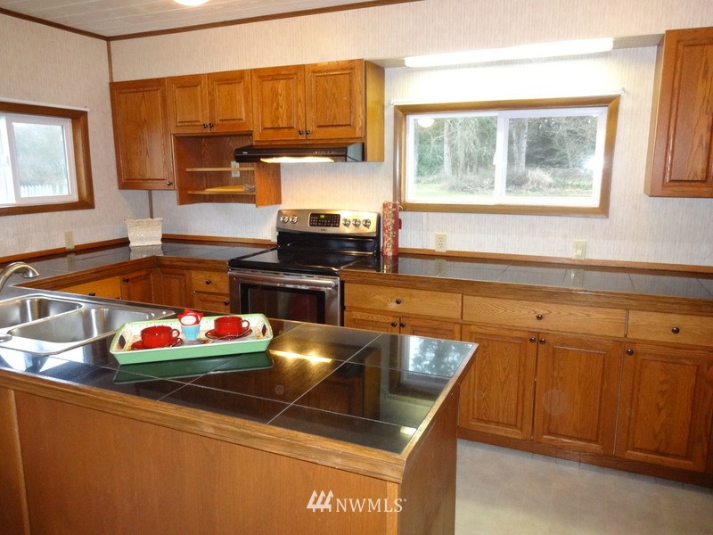 4379 Sweet Road Blaine, WA 98230 - Photo 2 of 15