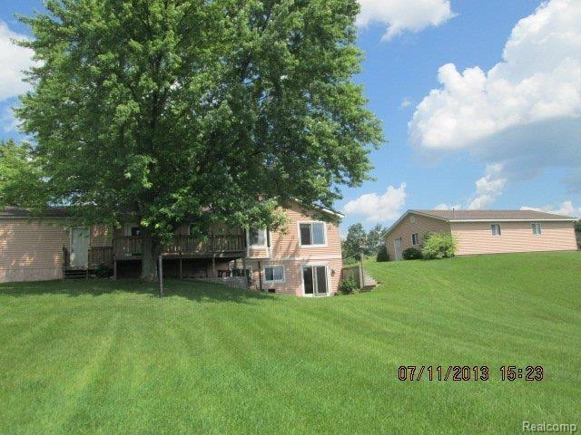 8052 Pinckney Road Pinckney, MI 48169 - Photo 25 of 36 IMG_0937.JPG