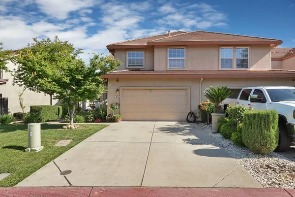 $425,000 | 825 Polar Bear Circle, Galt, CA 95632