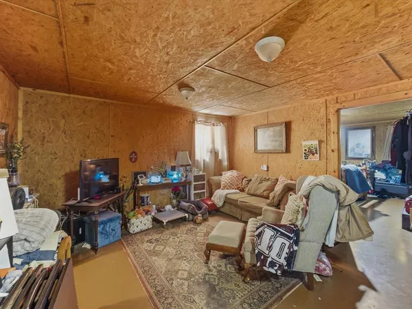 $325,000 | 2414 East Ennis Avenue, Unit A, Ennis, TX 75119