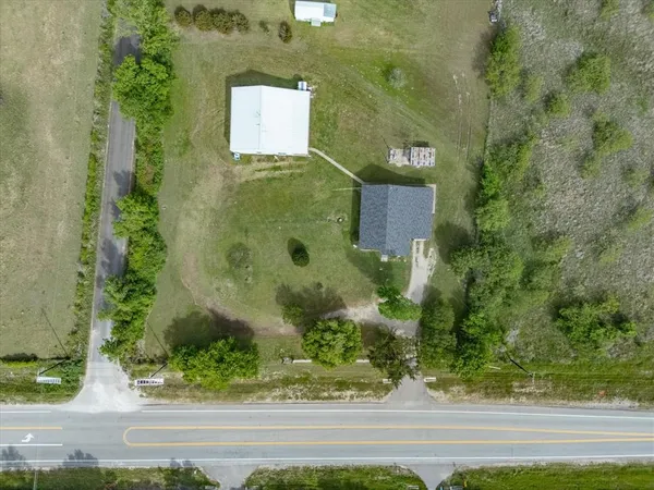 $325,000 | 2414 East Ennis Avenue, Unit A, Ennis, TX 75119