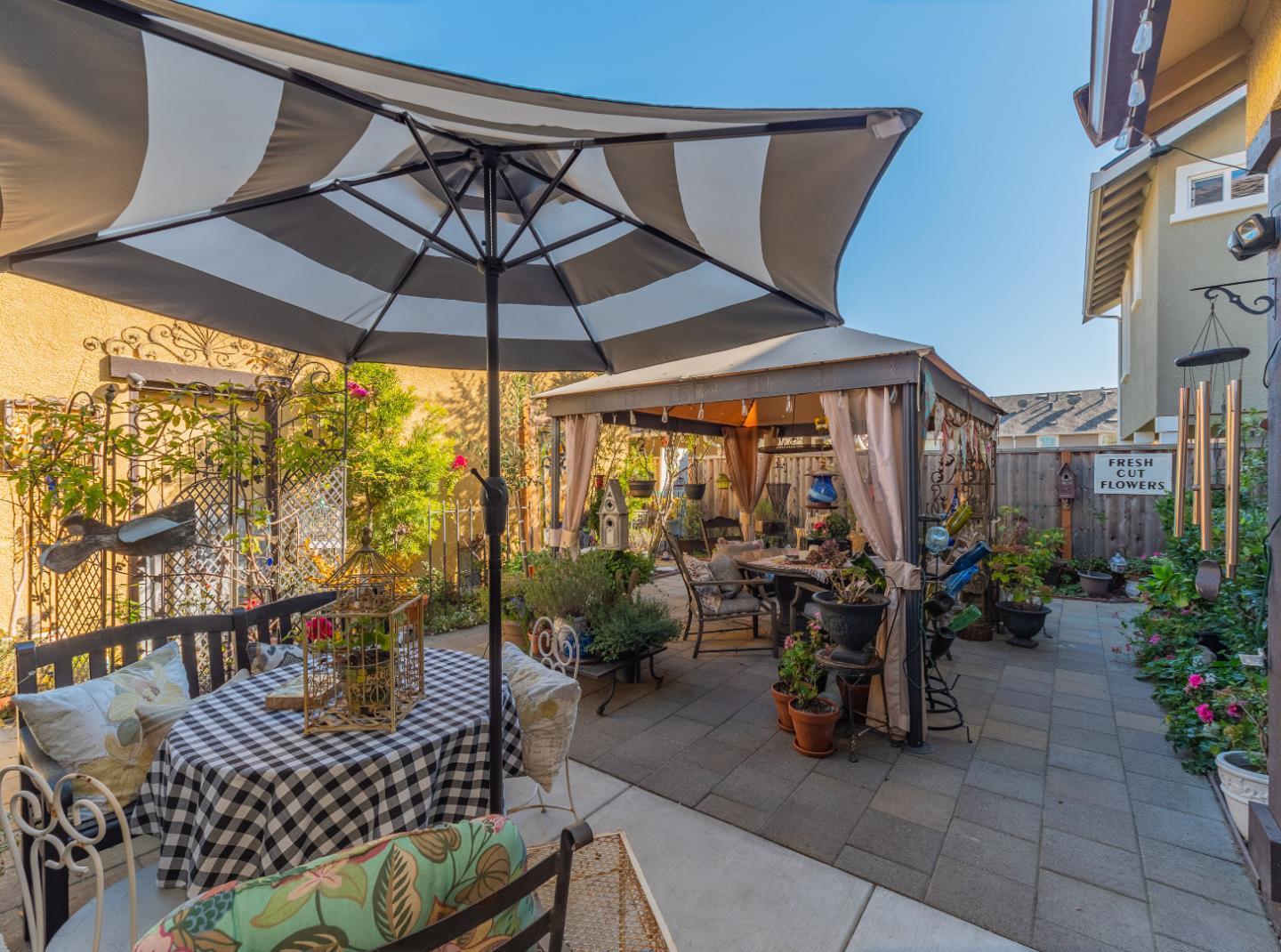 18643 McClellan Circle East Garrison, CA 93933 - Photo 7 of 42 a view of chairs and tables in the patio