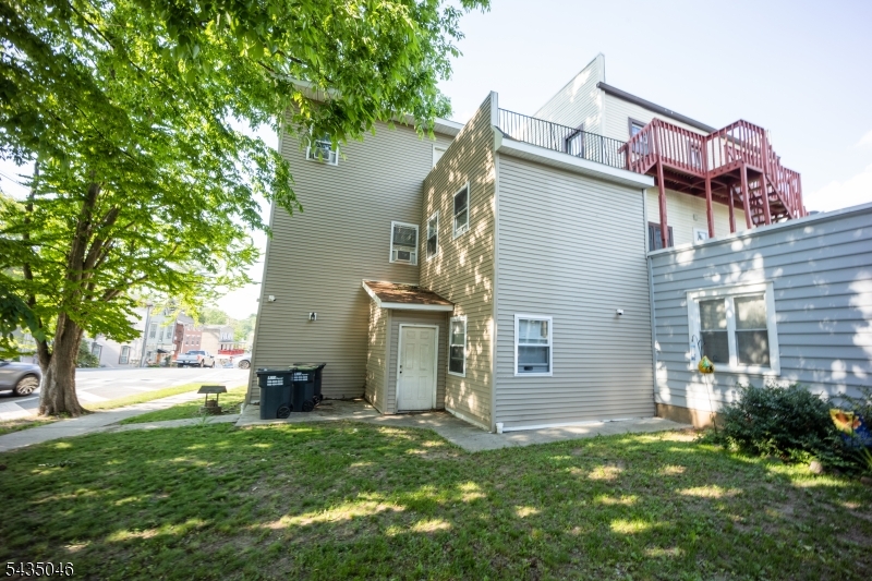 302 Front Street Belvidere, NJ 07823 - Photo 5 of 21