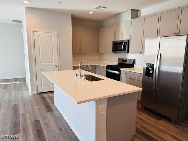 $2,200 | 817 Cottonwood Hl Place, Henderson, NV 89011