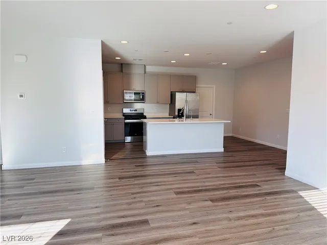 $2,200 | 817 Cottonwood Hl Place, Henderson, NV 89011