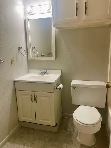 $800 | 5914 Lago Vista Way, Unit C26, Lago Vista, TX 78645