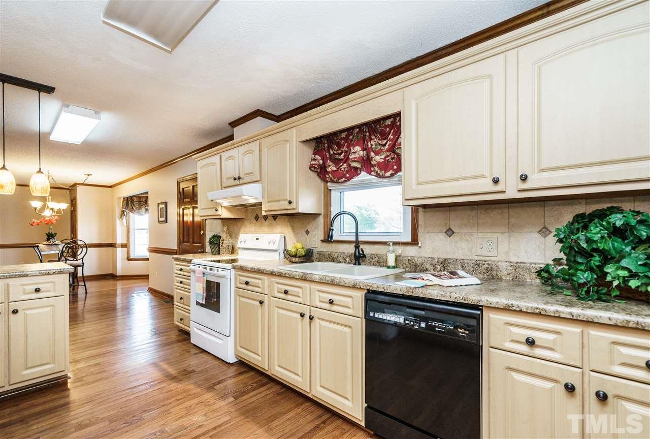9638 Cleveland Road Clayton, NC 27520 - Photo 10 of 25 Gallery Image 10