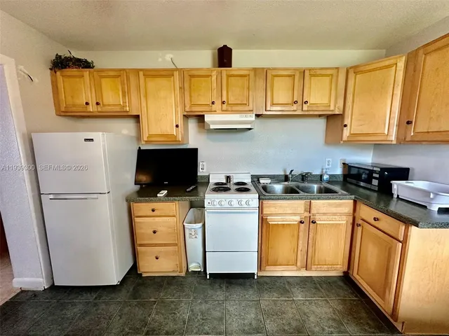 $1,550 | 6268 Highway 441, Unit BACK, Okeechobee, FL 34974