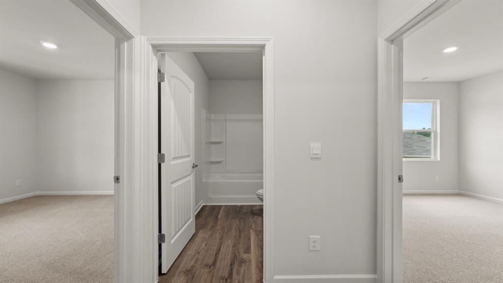 6012 Muirfield Point Union City, GA 30213 - Photo 4 of 37 wooden floor in a gallery