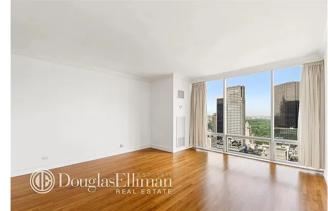 $3,895,000 | 641 5th Avenue, Unit 35D | Midtown East