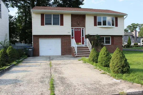 $3,600 | 218 Nicholson Avenue, Edison, NJ 08820