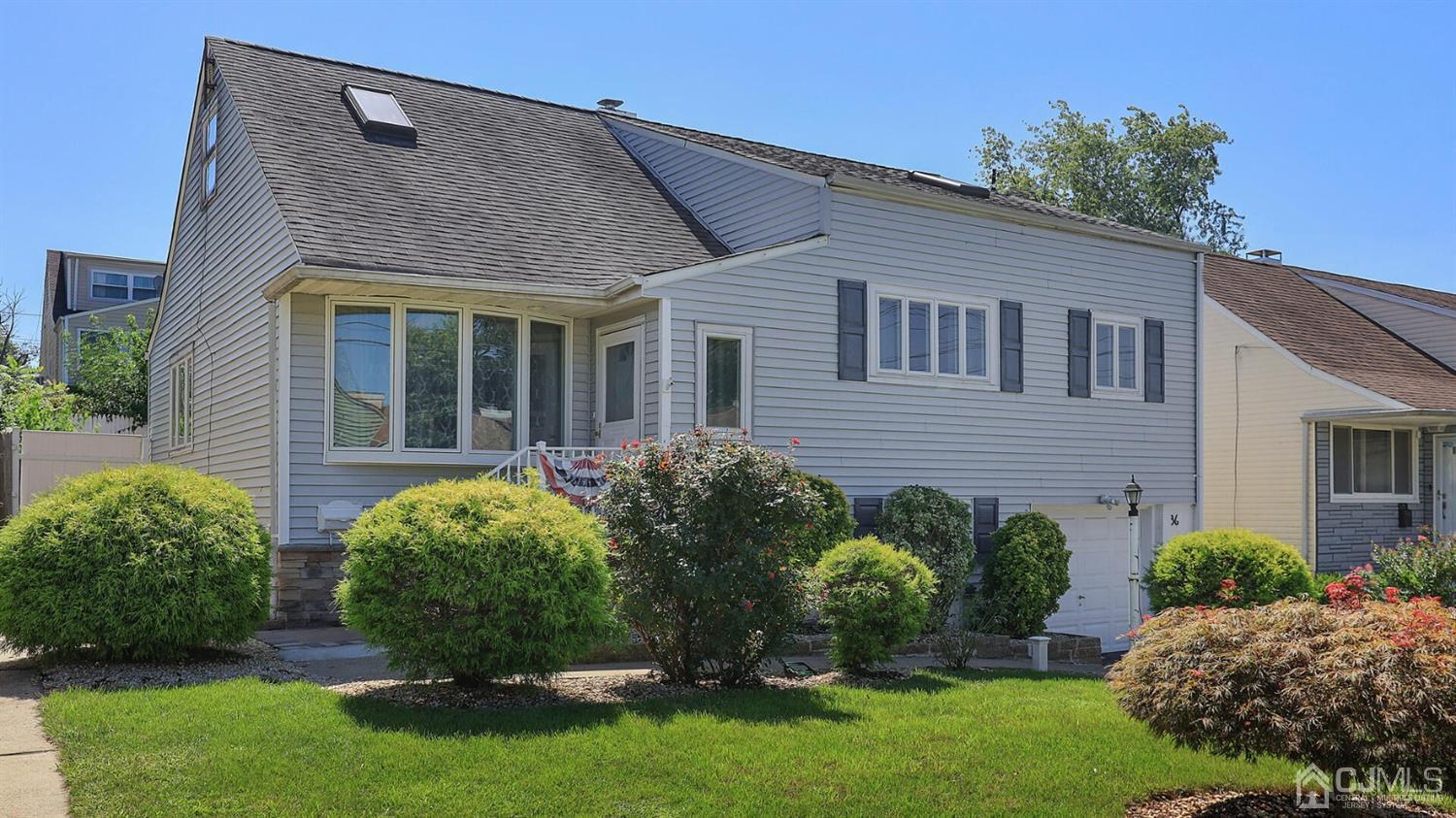 36 Farmingdale Road Fords, NJ 08863 - Photo 1 of 33 Gallery Image 1