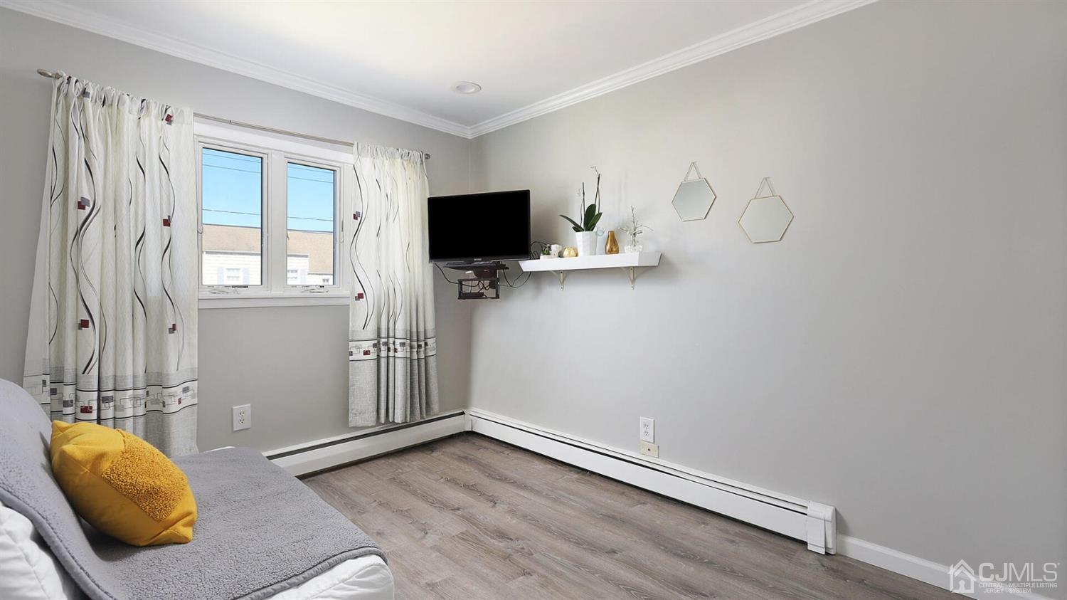 36 Farmingdale Road Fords, NJ 08863 - Photo 12 of 33 Gallery Image 12